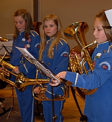  Helene, Karina og Andrea er klar til å spela fellesnummer.