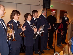  Som ei hyggelig overrasking var både Saulius og sonen hans på kornett med og spelte under fellesnummeret.